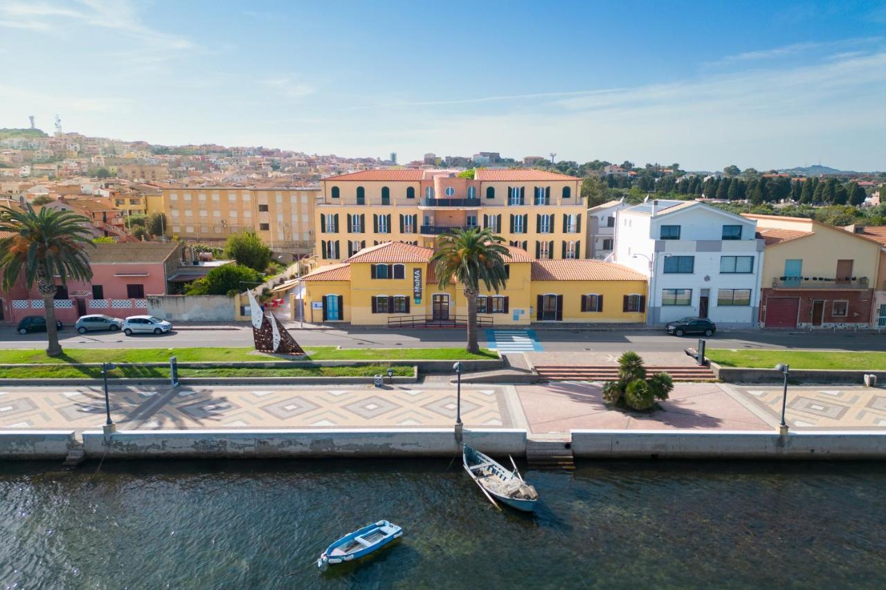 Muma Hostel SantʼAntìoco Exterior foto